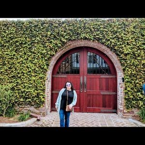 Meet your Posher, Leigh-ann